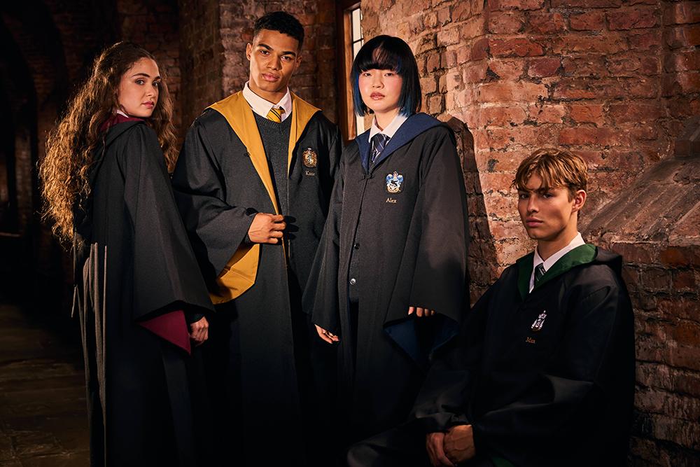 HP-shop-hogwarts-robes-lifestyle-web-landscape