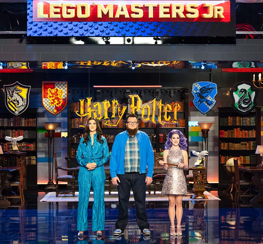 lego-masters-jr-ep-judges-host-house-symbols-web