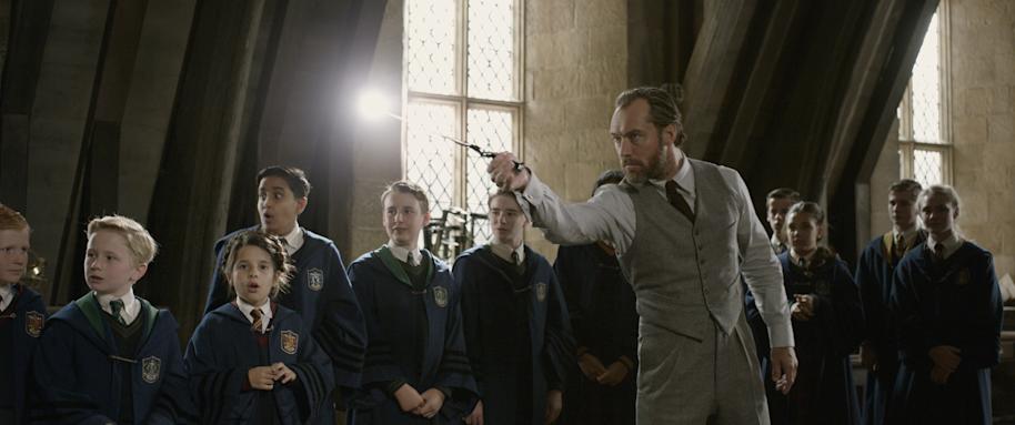WB COG Dumbledore Teaching Defence Against the Dark Arts