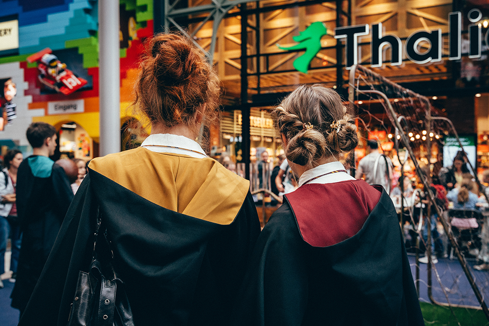 BTH-2025-global-celebrations-germany-westfield-hufflepuff-gryffindor-web